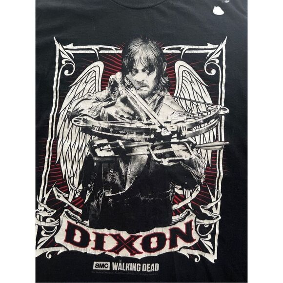 The Walking Dead Daryl Dixon with Cross Bow TShirt - Picture 3 of 6
